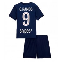 Stroje piłkarskie Paris Saint-Germain Goncalo Ramos #9 Koszulka Podstawowej dla dzieci 2025-26 Krótki Rękaw (+ szorty)